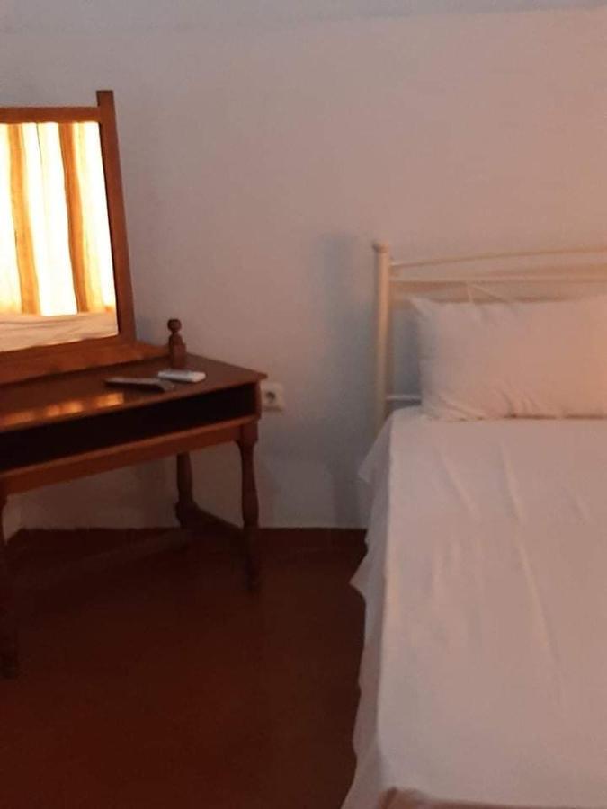 Atlantis Hotel Ermoupoli Buitenkant foto