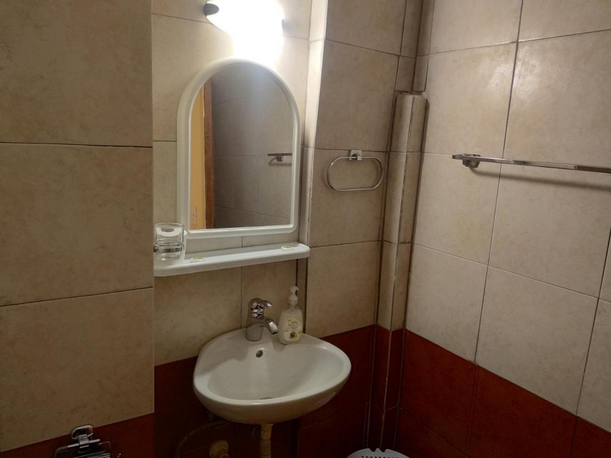 Atlantis Hotel Ermoupoli Buitenkant foto